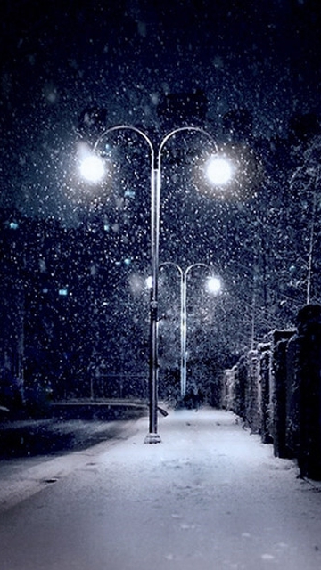 雪夜的路灯