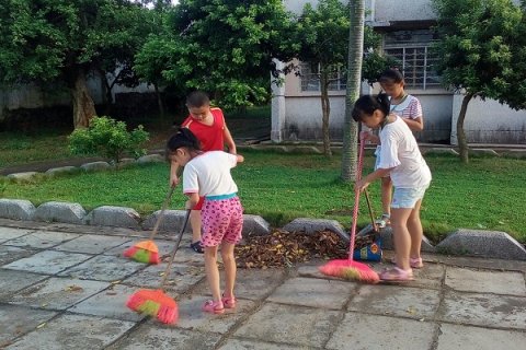 暖夏乡，燃青春